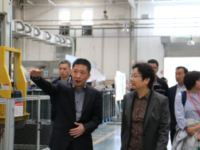 姜風(fēng)女士到訪揚(yáng)子空調(diào)，推動(dòng)家電行業(yè)技術(shù)革新